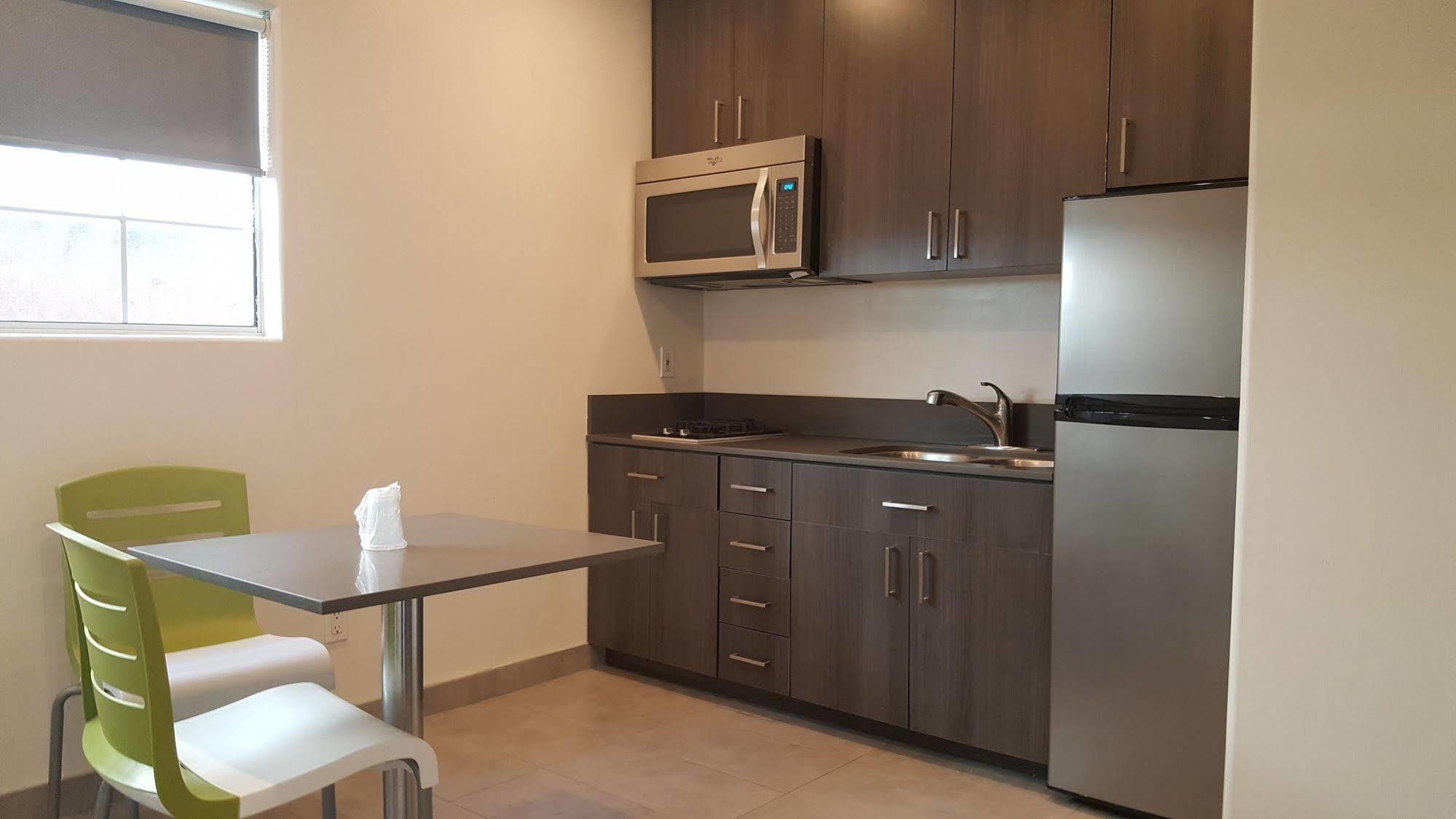 Jewel City Inn Глендейл Екстериор снимка